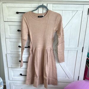 Elegant Tan Ribbed Dress